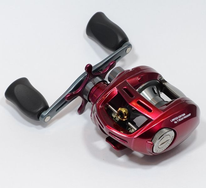 Daiwa Alphas Type-F 103, 7 Seas Proshop Original Red, 2007 limited