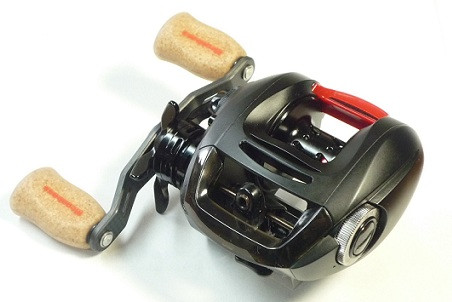 Megabass IS79 Ultimate Competition Red Clutch version